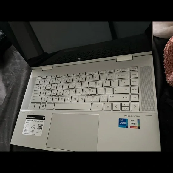 HP Envy x360-15.6 FHD IPS Touchscreen Laptop 11th Gen